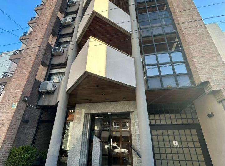 Departamento · 100m² · 4 Ambientes · 1 Cochera