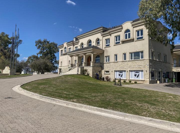 Terreno · 1100m²