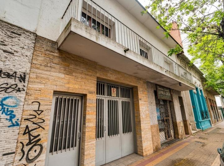 Local comercial · 18m² · 1 Cochera