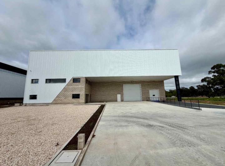 Bodega-Galpón · 1882m²