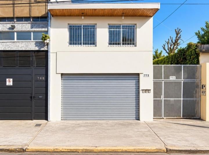 Local comercial · 74m² · 1 Cochera