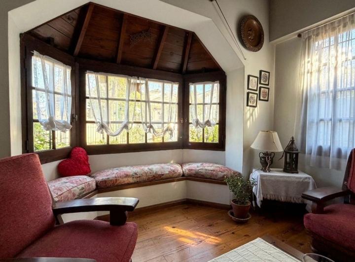 Casa · 134m² · 4 Ambientes · 1 Cochera