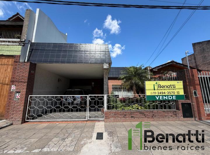 Casa · 150m² · 6 Ambientes · 1 Cochera
