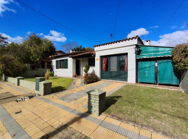 Casa · 135m² · 3 Ambientes · 2 Cocheras