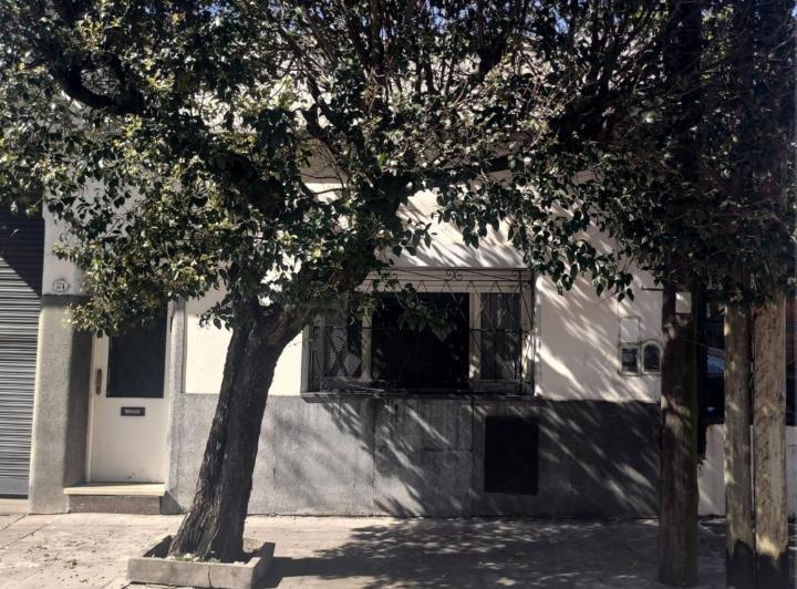 Casa · 200m² · 3 Ambientes · 1 Cochera
