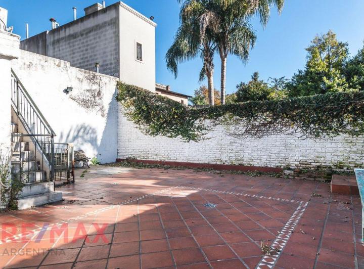 Casa · 180m² · 4 Ambientes · 1 Cochera