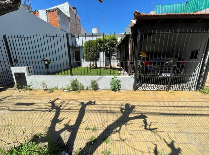 Casa · 156m² · 4 Ambientes · 2 Cocheras