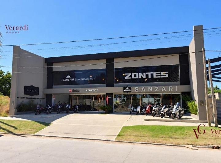 Local comercial · 728m²