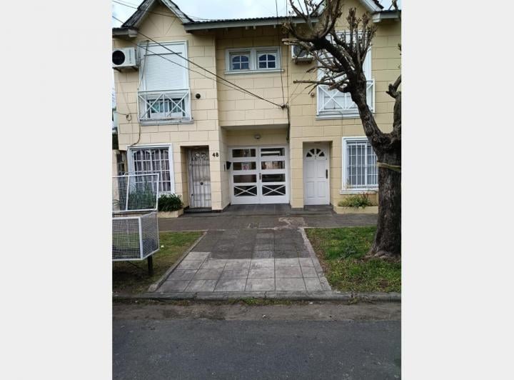 Casa · 60m² · 3 Ambientes · 1 Cochera