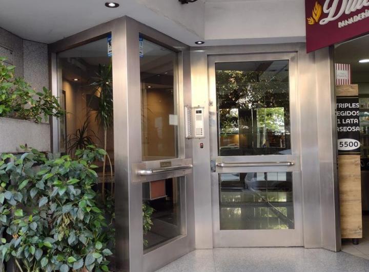 Oficina comercial · 80m² · 4 Ambientes