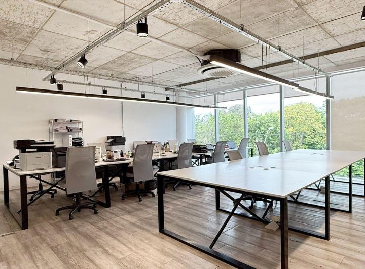 Oficina comercial · 180m² · 3 Cocheras