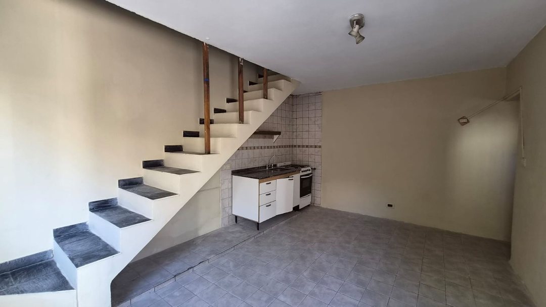 VENDE DUPLEX SOBRE AV.LAFINUR - SAN LUIS