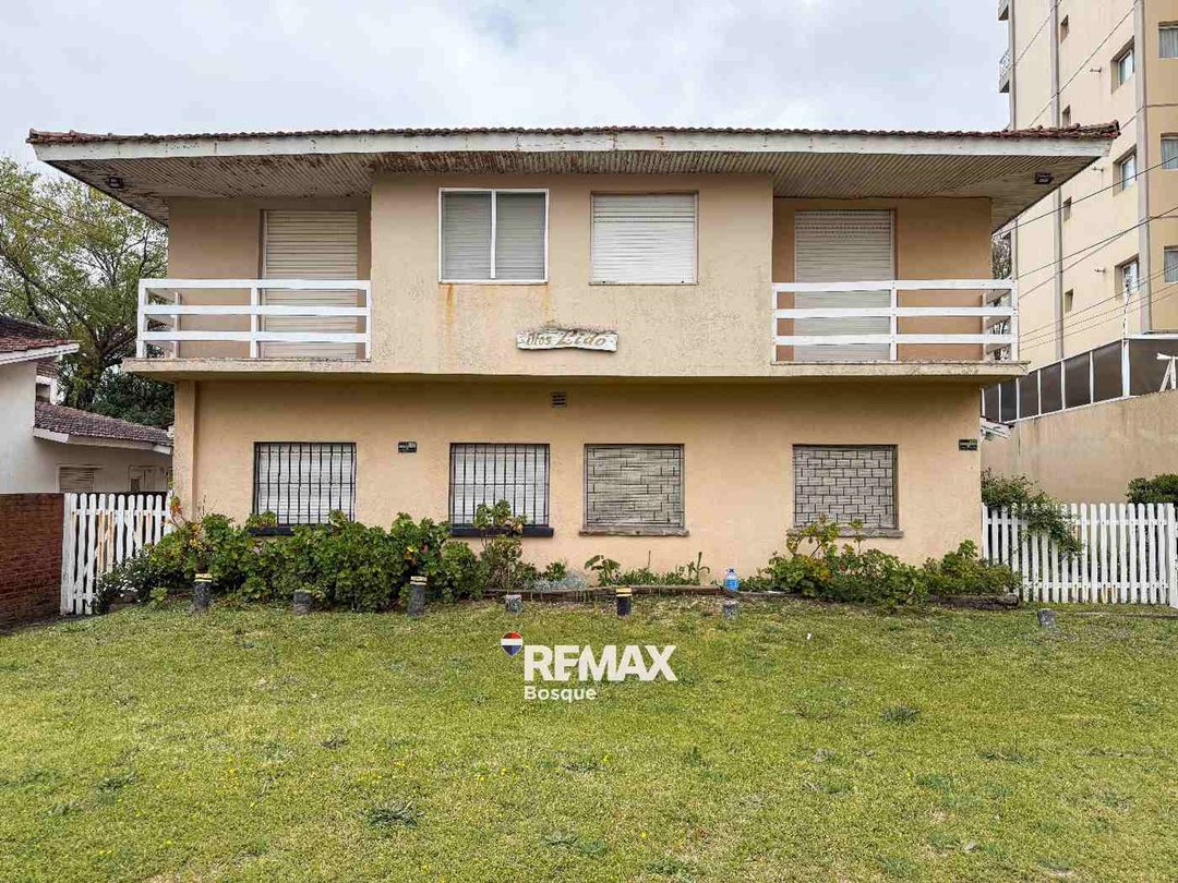 VENTA DEPARTAMENTO GESELL 4 AMBIENTES 100M DEL MAR