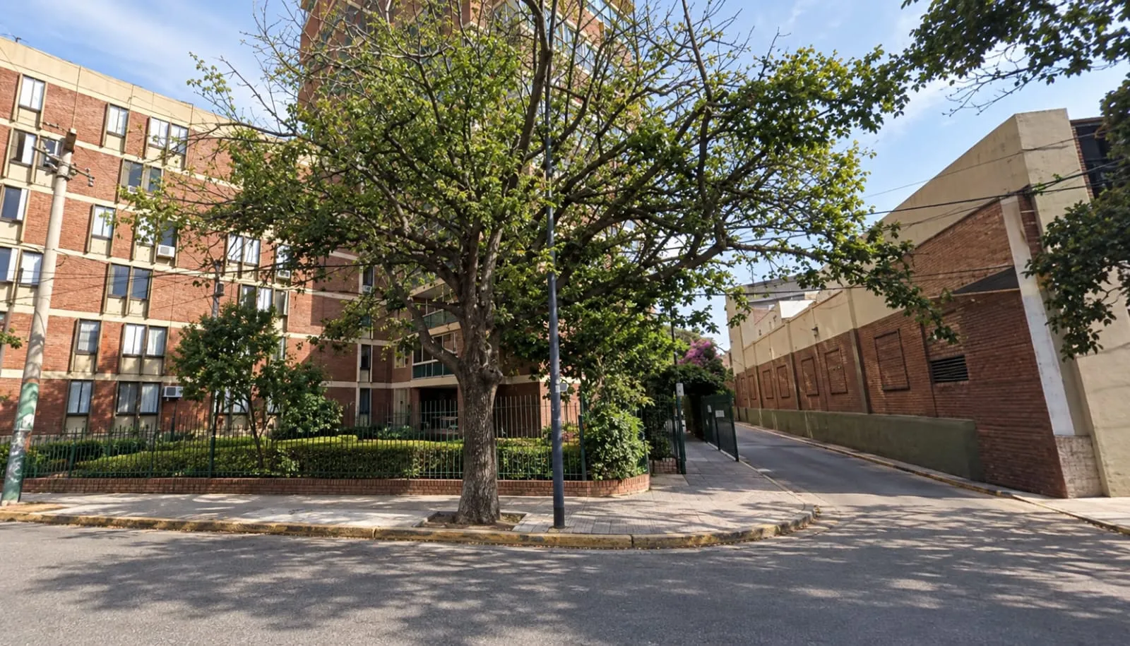 ALQUILO DEPARTAMENTO EN BARRIO PROVIDENCIA- DOS DORMITORIOS - BALCÓN - SEGURIDAD 24HS