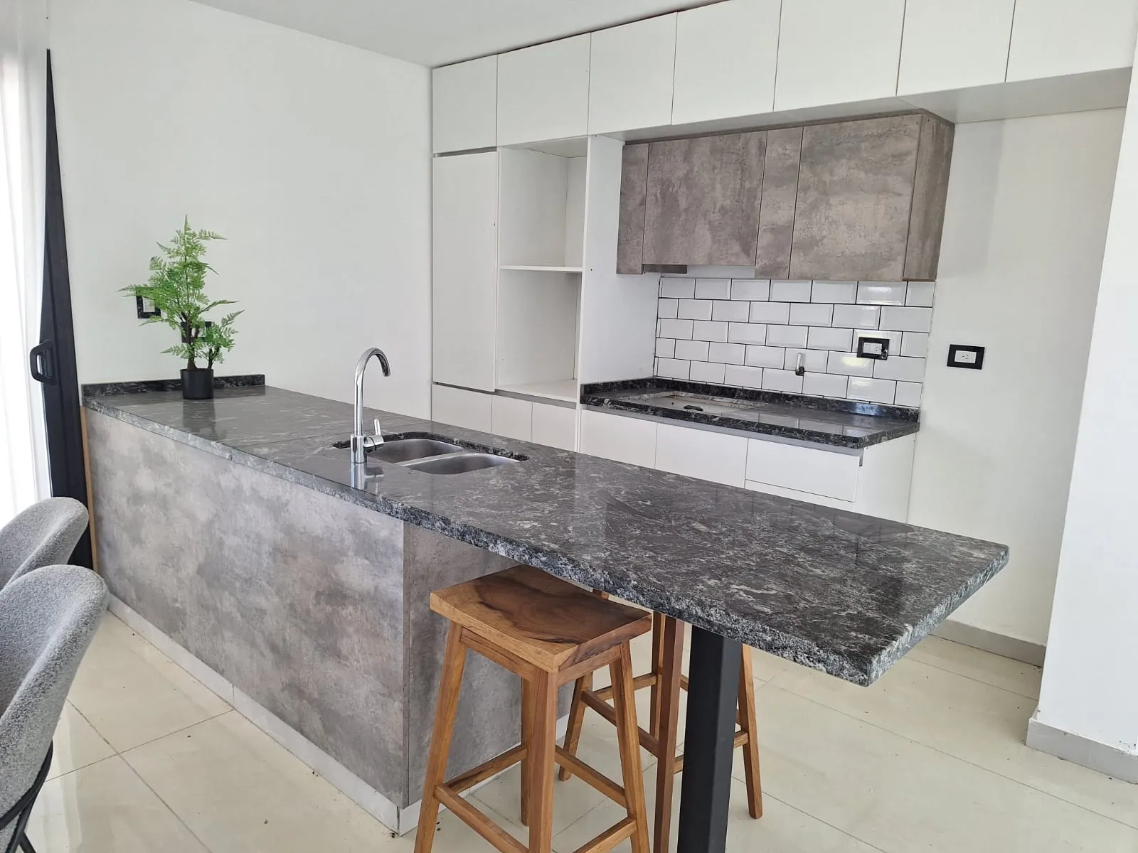 DUPLEX A ESTRENAR, PRECIOSOS!! EN HOUSING!!