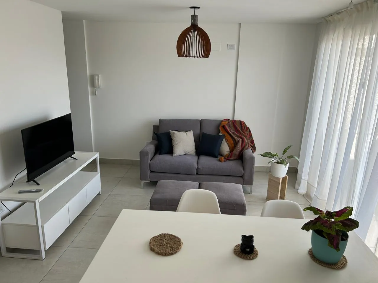 SE ALQUILA DPTO 2 DOR SIN MUEBLES EN BARRIO GRAL PAZ - PARA ENERO