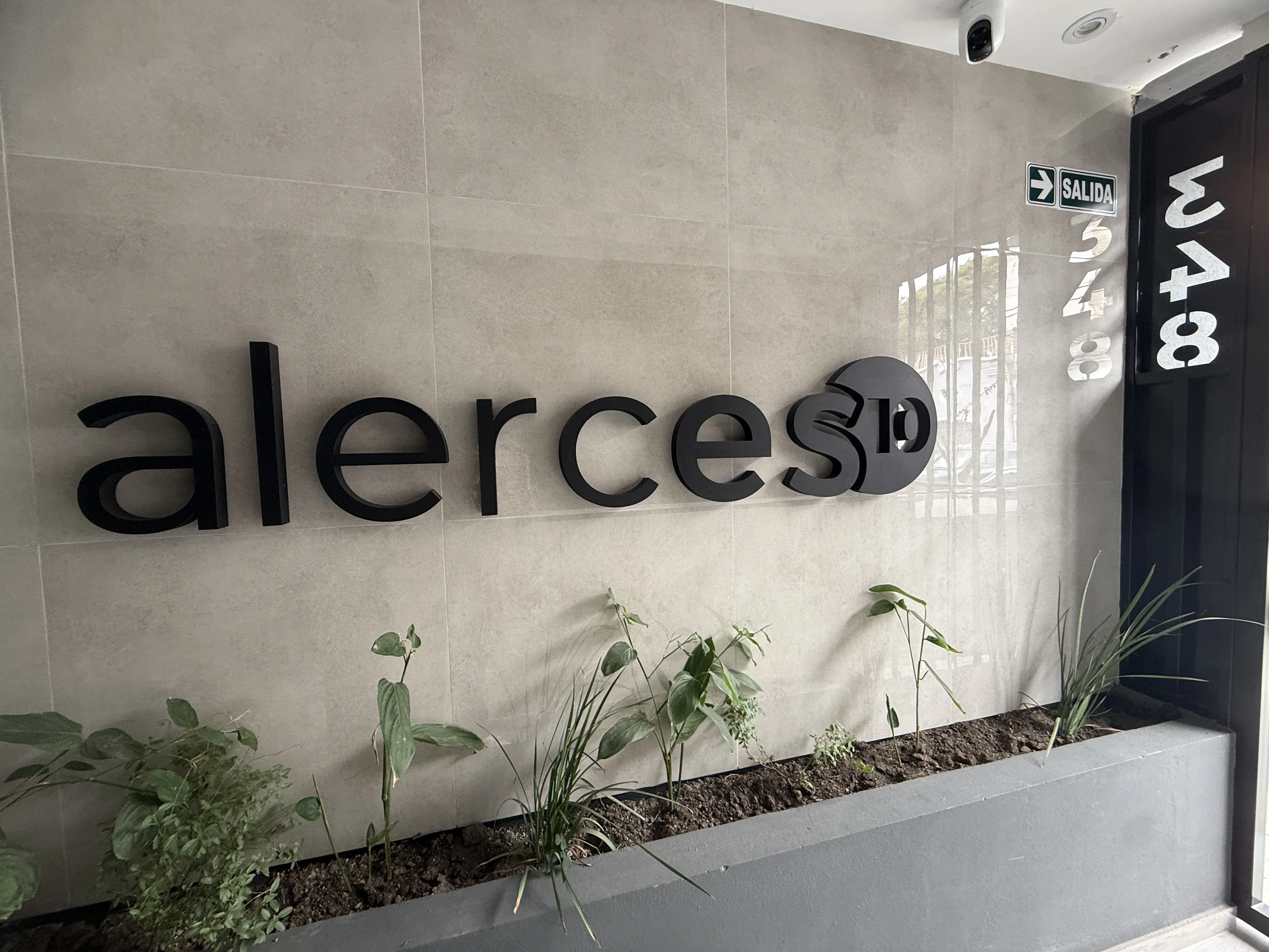 EXCELENTE OPORTUNIDAD DE VENTA A ESTRENAR EN EDIFICIO ALERCES 10. Barrio Alberdi