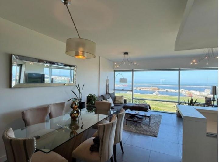 Departamento · 135m² · 4 Ambientes · 1 Cochera