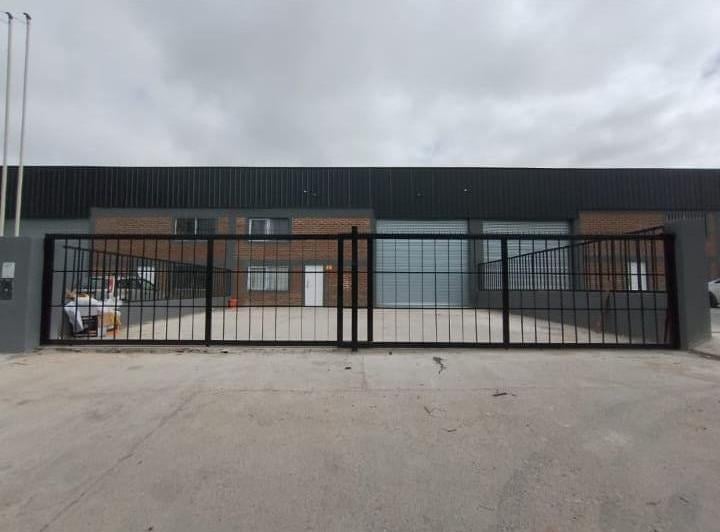 Bodega-Galpón · 200m²