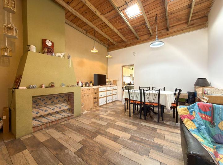 Casa · 121m² · 3 Ambientes · 1 Cochera