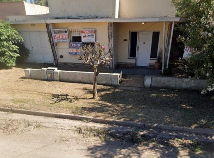 Casa · 130m² · 3 Ambientes · 1 Cochera
