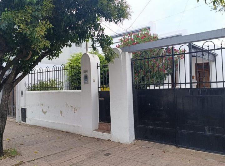Casa · 160m² · 4 Ambientes · 1 Cochera
