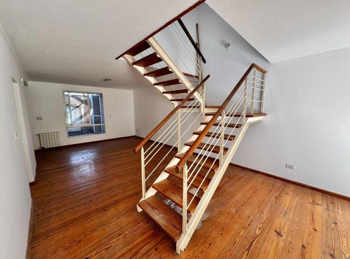 Casa · 190m² · 4 Ambientes · 1 Cochera