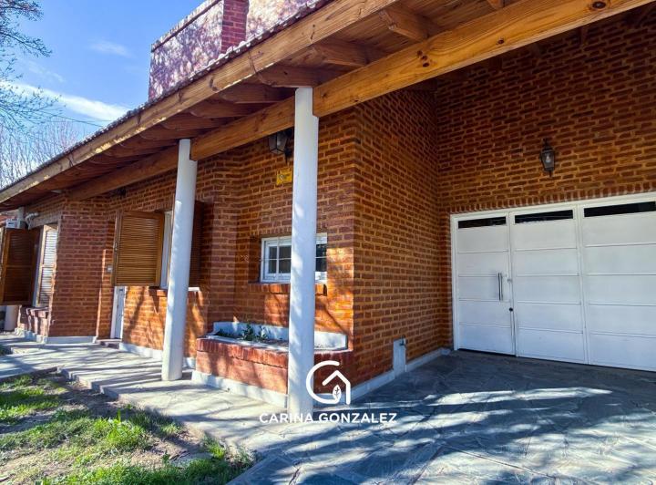 Casa · 180m² · 4 Ambientes
