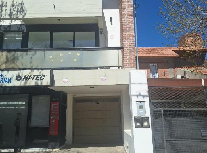 Casa · 60m² · 3 Dormitorios · 1 Cochera
