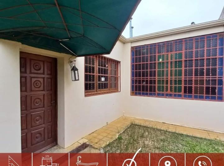 Casa · 157m² · 5 Ambientes · 1 Cochera