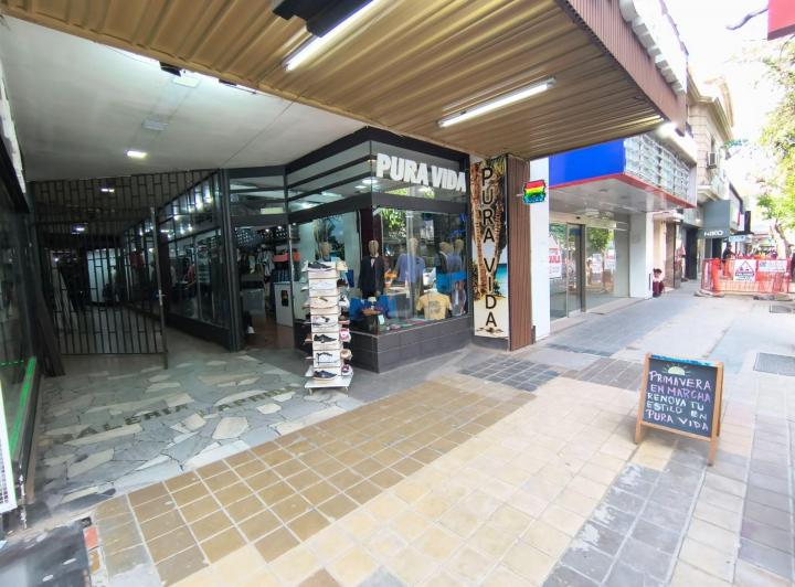 Local comercial · 67m²