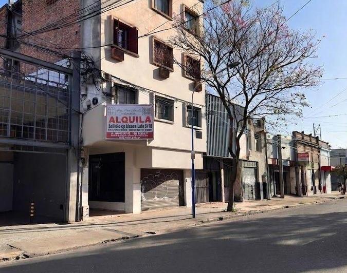 Local comercial · 250m² · 7 Ambientes