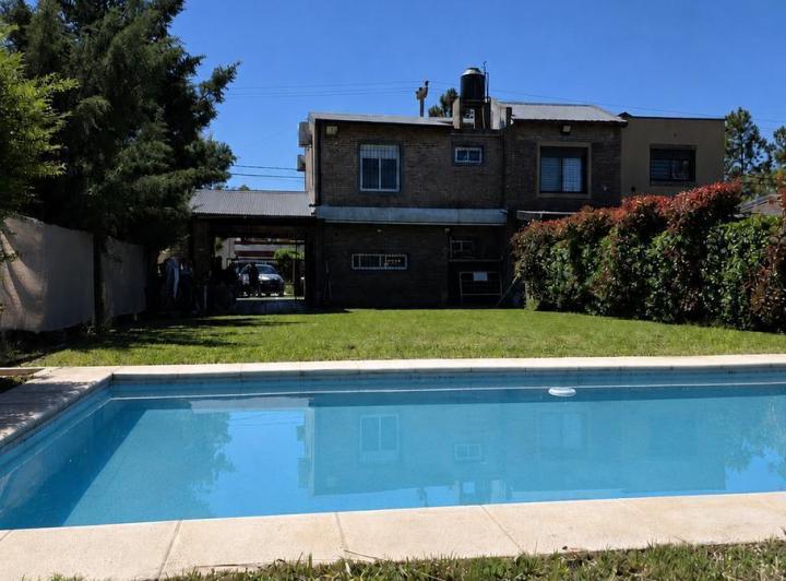 Casa · 116m² · 7 Ambientes · 2 Cocheras