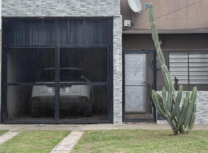 Casa · 80m² · 2 Ambientes · 1 Cochera