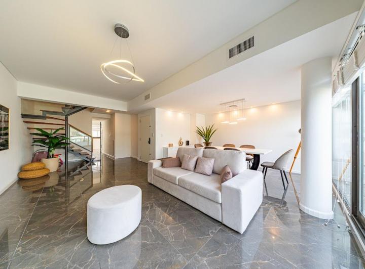 Departamento · 135m² · 6 Ambientes · 2 Cocheras