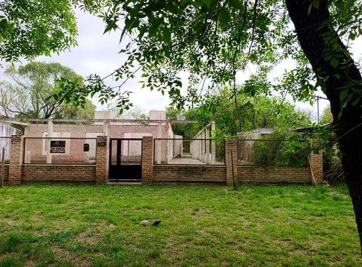 Casa · 200m² · 5 Ambientes · 1 Cochera