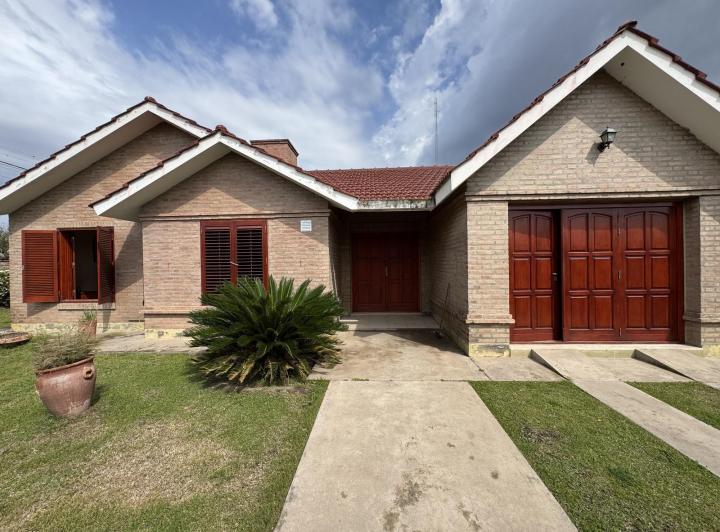 Casa · 132m² · 6 Ambientes · 1 Cochera