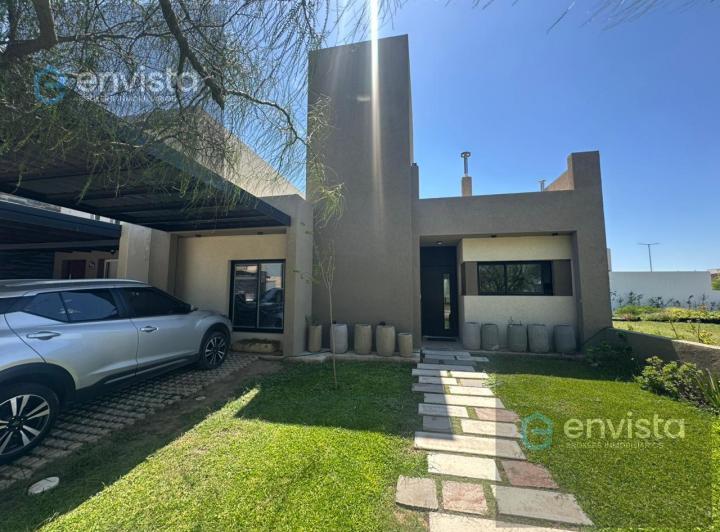 Casa · 134m² · 3 Ambientes