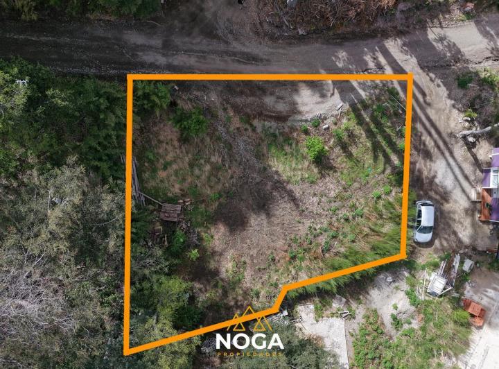Terreno · 451m²
