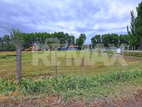 Venta lote en cipolletti  barrio cardales