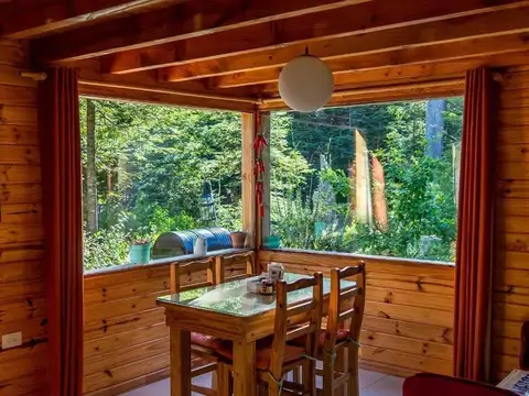 Casa en el bosque – b° bandurrias, villa la angostura (cód.