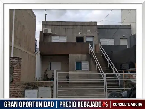 Depto 2 dormitorios en pb con jardín, oro verde