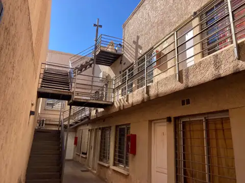 Vendo ubicadisimo departamento 1 dormitorio