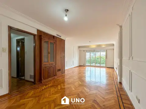 Pte. roca 674 - piso exclusivo de 4 dormitorios. con cochera.