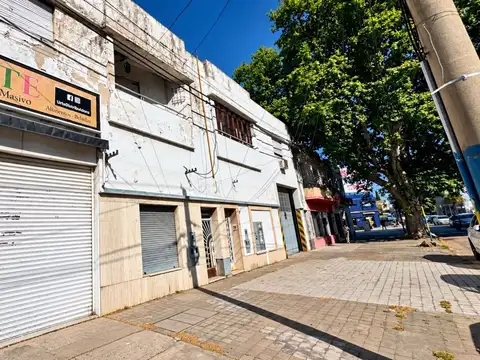 Oportunidad local comercial , deposito, galpón en arroyito