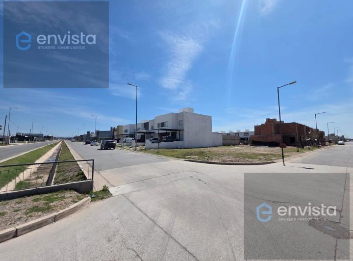 Terreno · 432m²