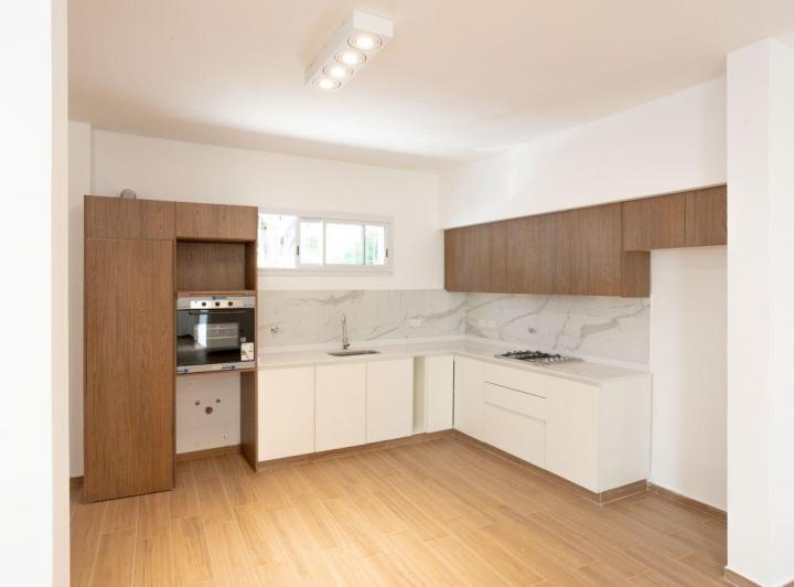 PH · 153m² · 4 Ambientes · 1 Cochera
