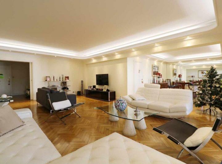 Departamento · 217m² · 4 Ambientes · 1 Cochera