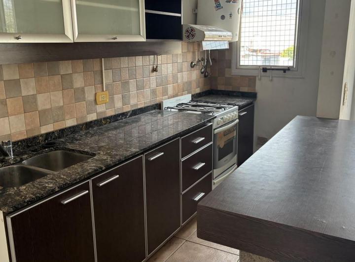Departamento · 40m² · 2 Ambientes · 1 Cochera