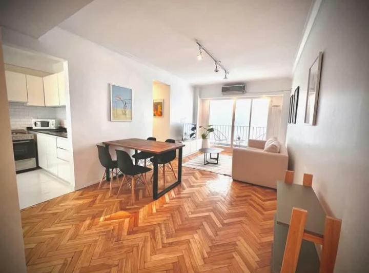 Departamento · 70m² · 2 Ambientes · 1 Cochera